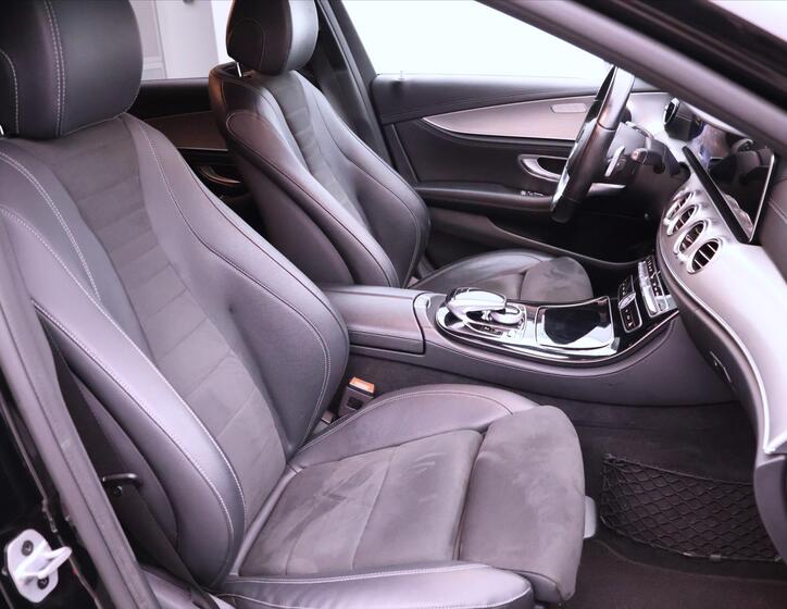 Mercedes-Benz Třídy E 15