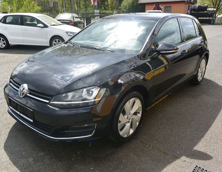 Volkswagen Golf Hatchback 1,2 l 63 kw