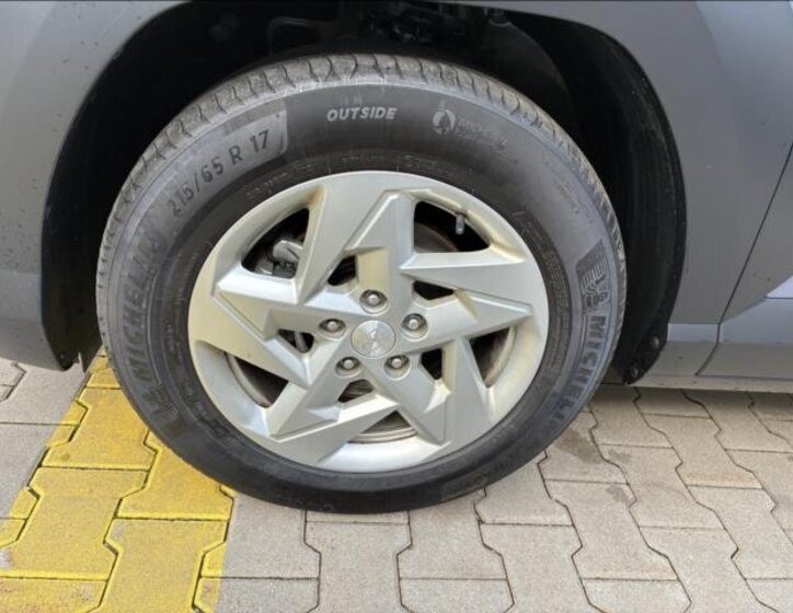 Hyundai Kona SUV 1,6 l 145 kw