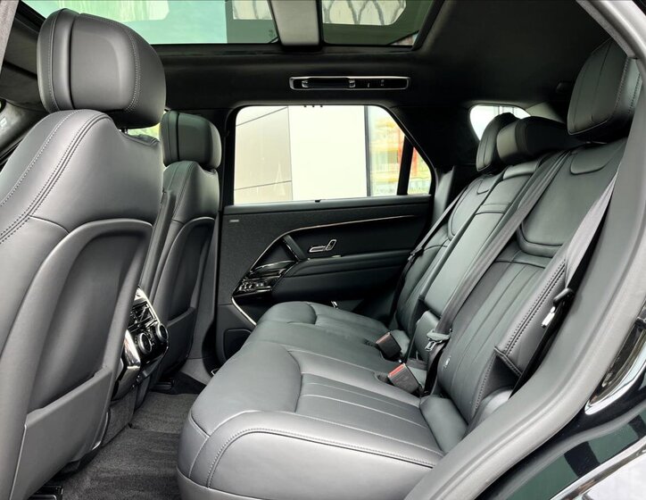 Land Rover Range Rover Sport SUV / Terénní 4,4 l 390 kw