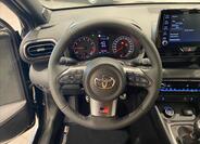 Toyota GR Yaris 8