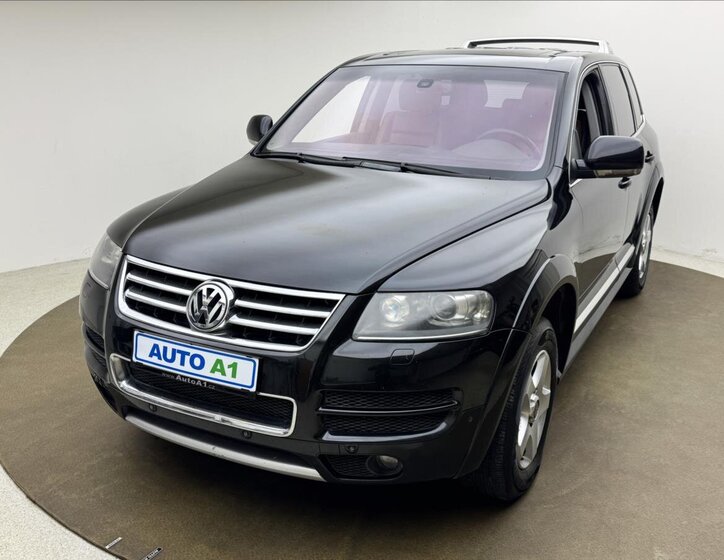 Volkswagen Touareg SUV / Terénní 3,0 l 165 kw