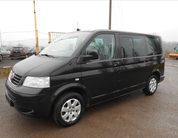 Volkswagen Multivan 1