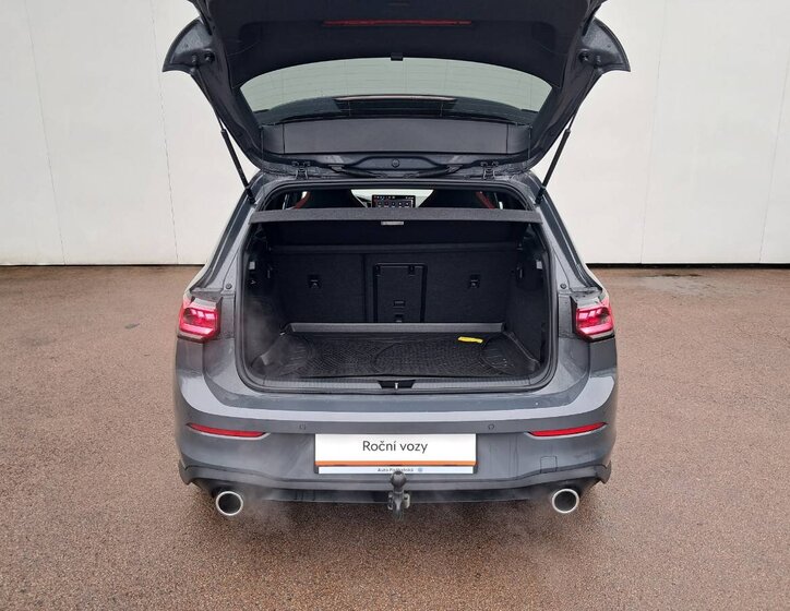 Volkswagen Golf Hatchback 2,0 l 195 kw