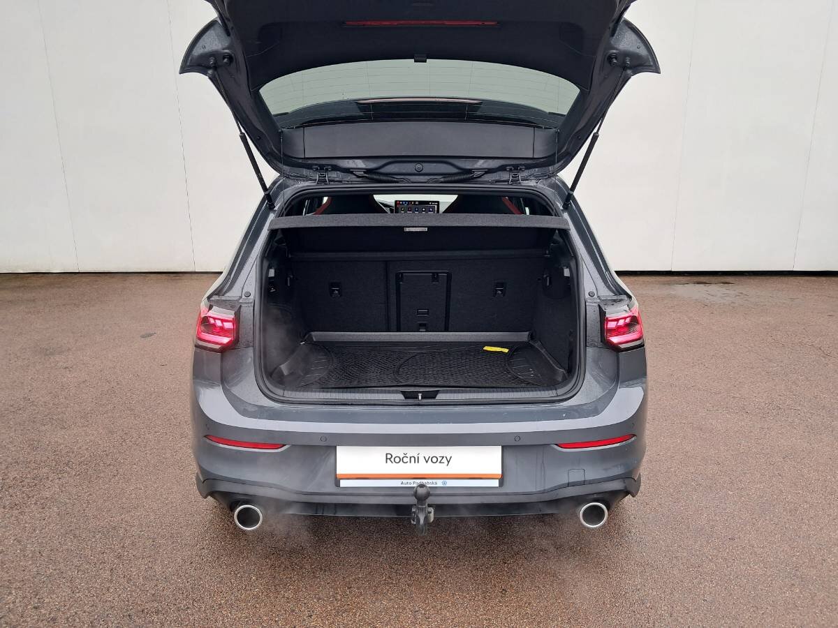 Volkswagen Golf Hatchback 2,0 l 195 kw