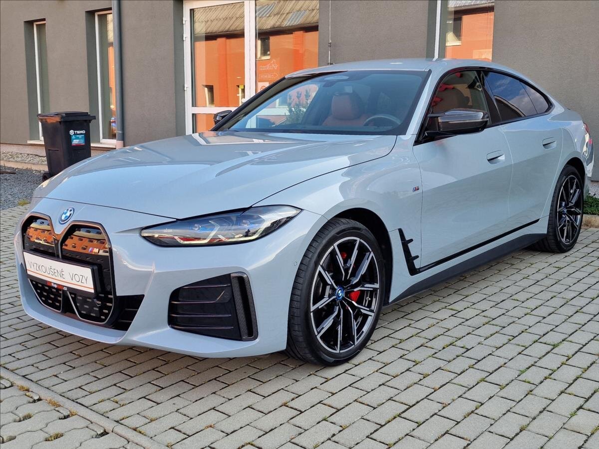 BMW i4 Sedan / Limuzína 0,0 400 kw