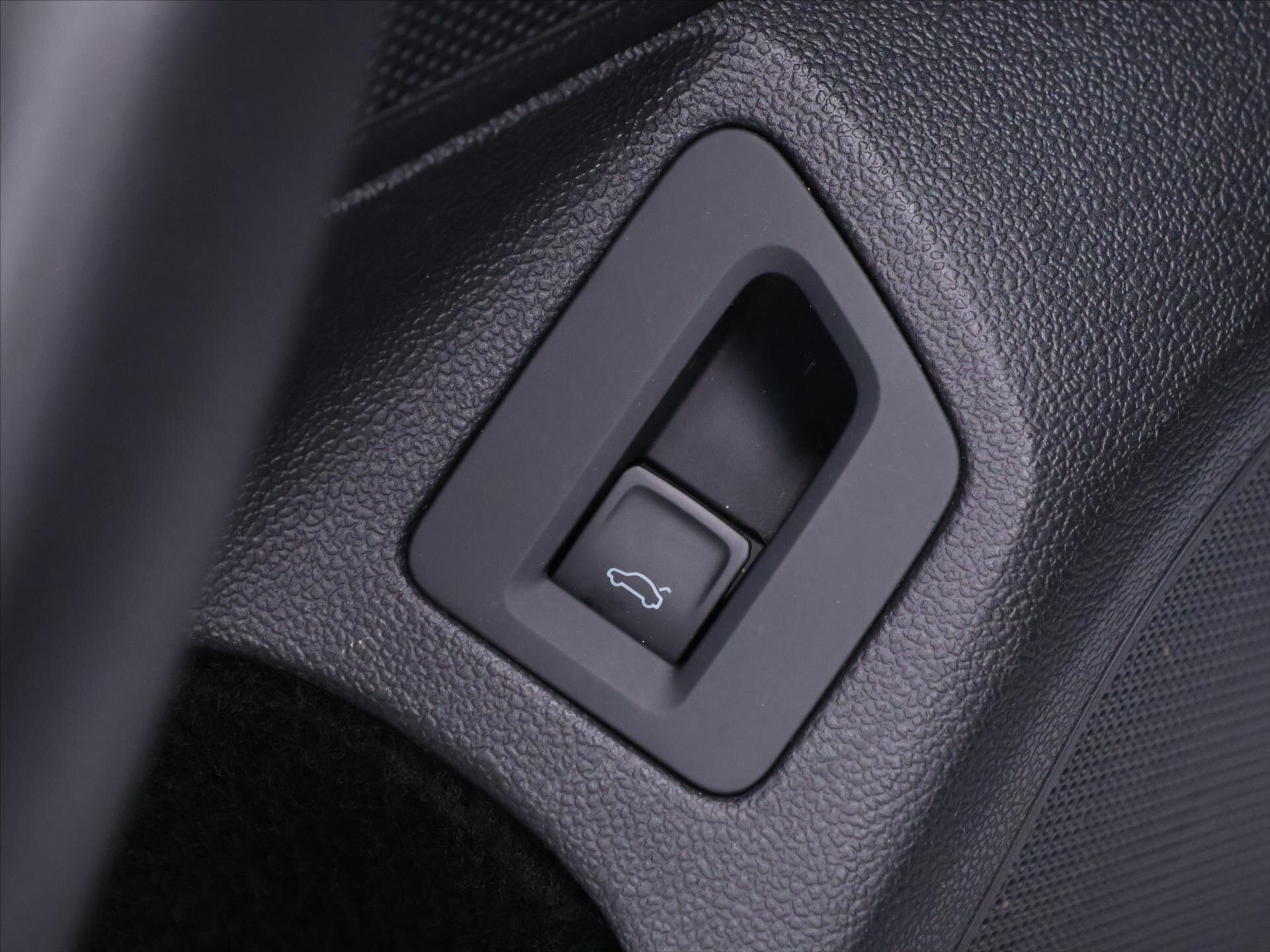 Volkswagen Passat Kombi 2,0 l 140 kw