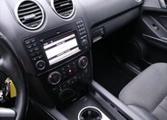 Mercedes-Benz Třídy M 27