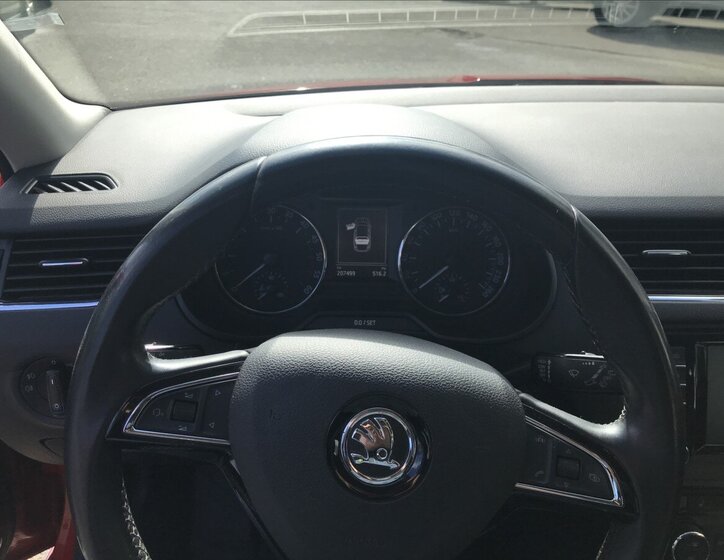 Škoda Octavia Sedan / Limuzína 2,0 l 110 kw