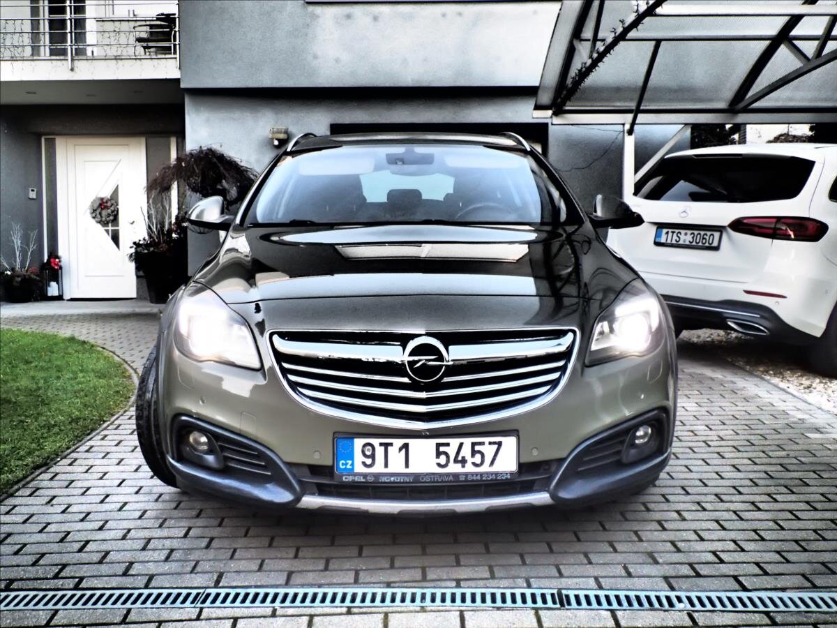 Opel Insignia Kombi 2,0 l 143 kw