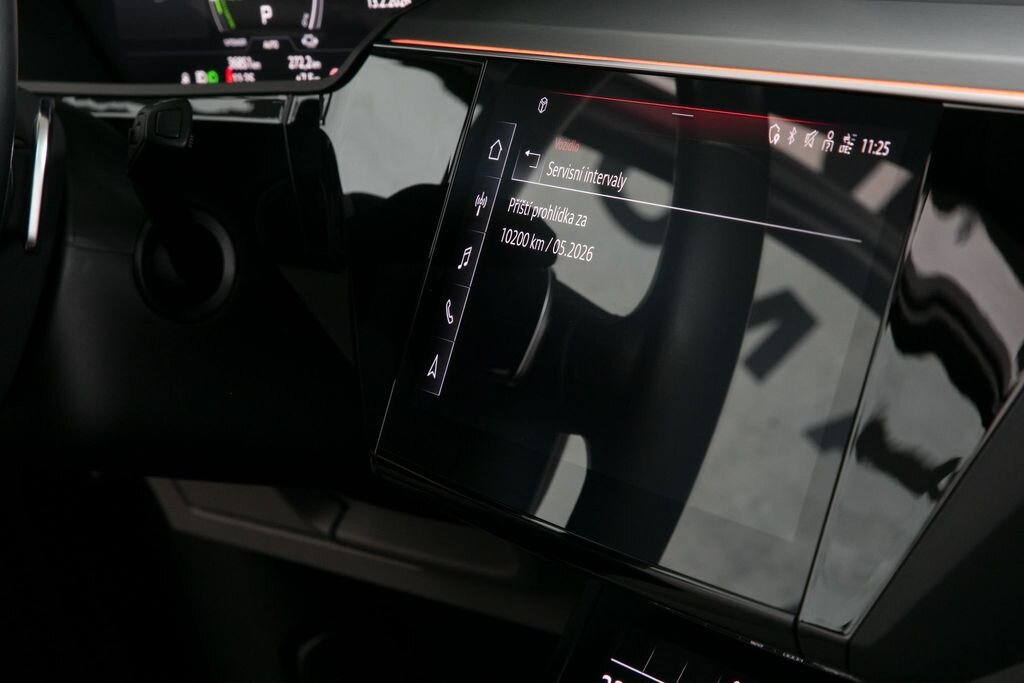 Audi e-tron SUV 0,0 300 kw