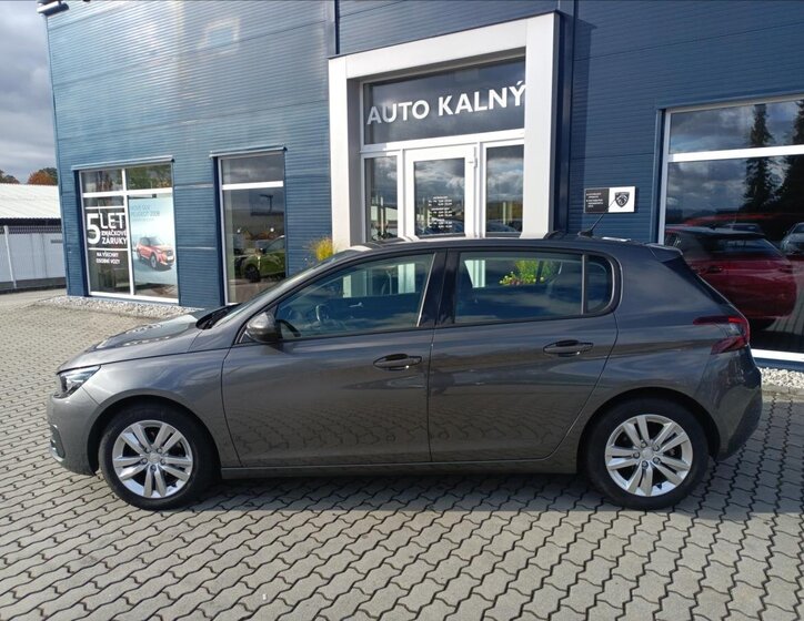 Peugeot 308 Hatchback 1,2 l 81 kw