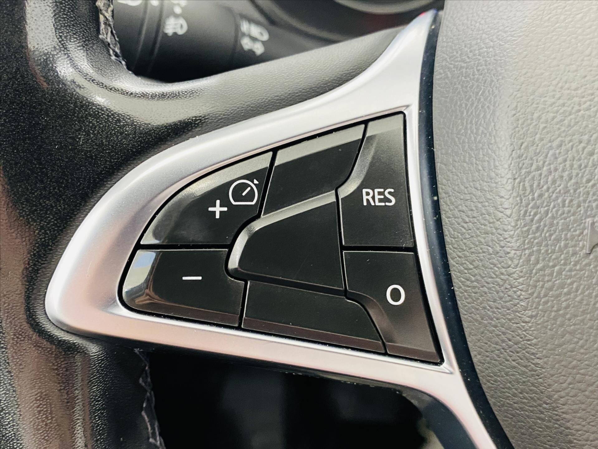 Dacia Duster SUV / Terénní 999,0 74 kw