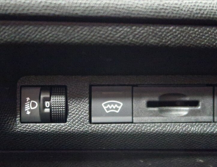 Peugeot 308 Kombi 1,2 l 96 kw