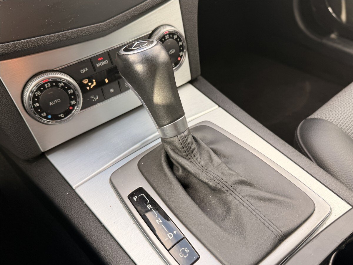 Mercedes-Benz Třídy C Kombi 2,1 l 125 kw