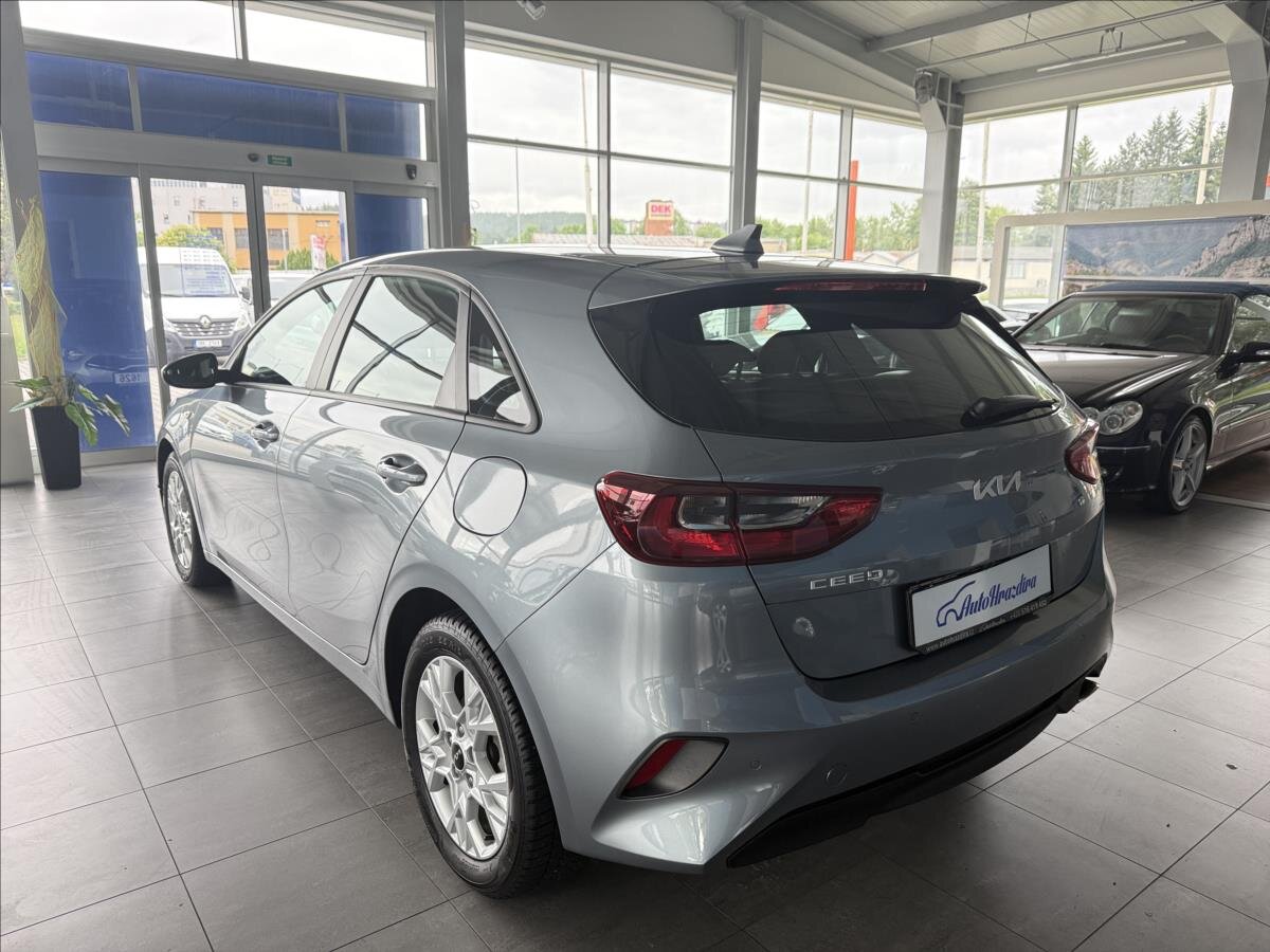 KIA Ceed Hatchback 998,0 73 kw
