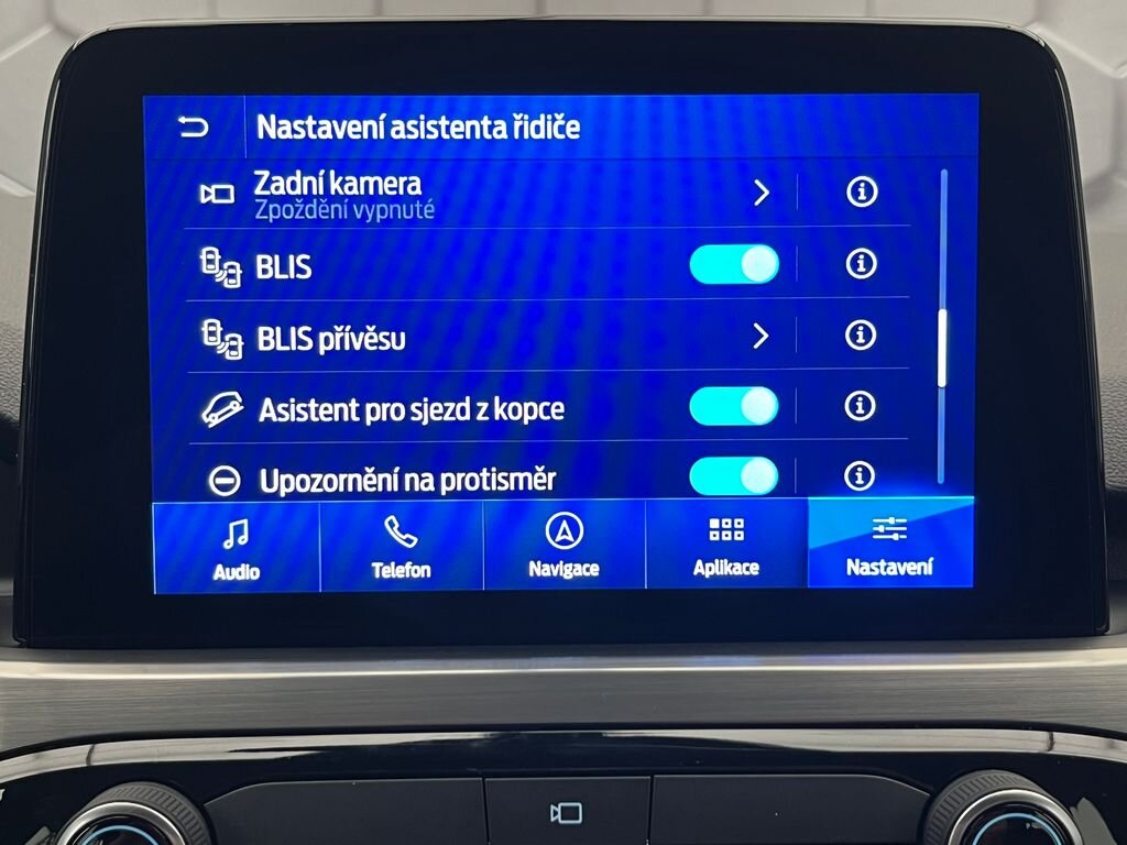 Ford Kuga SUV / Terénní 2,5 l 140 kw