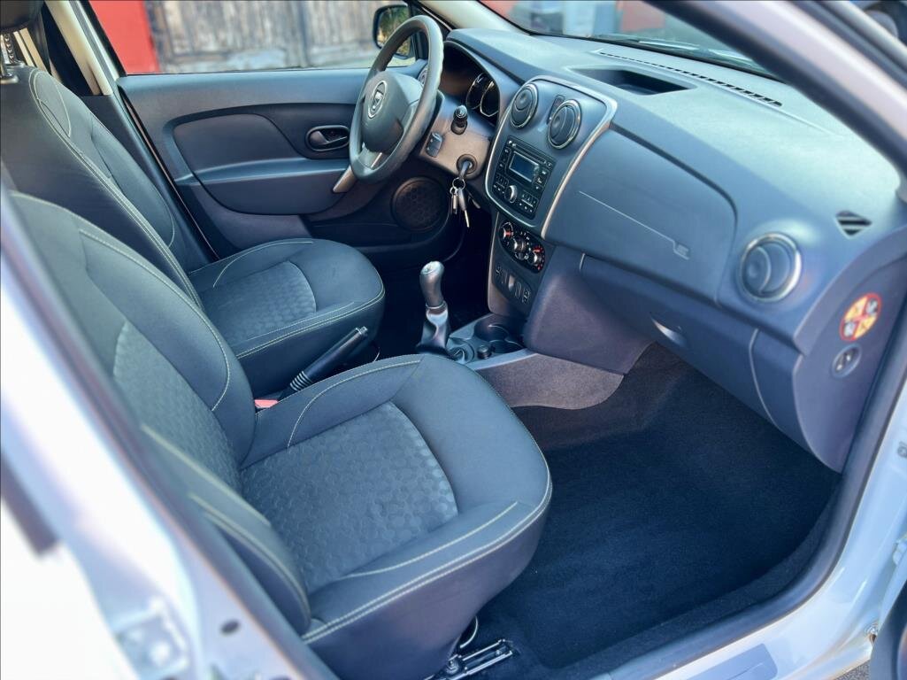 Dacia Sandero Hatchback 1,1 l 55 kw