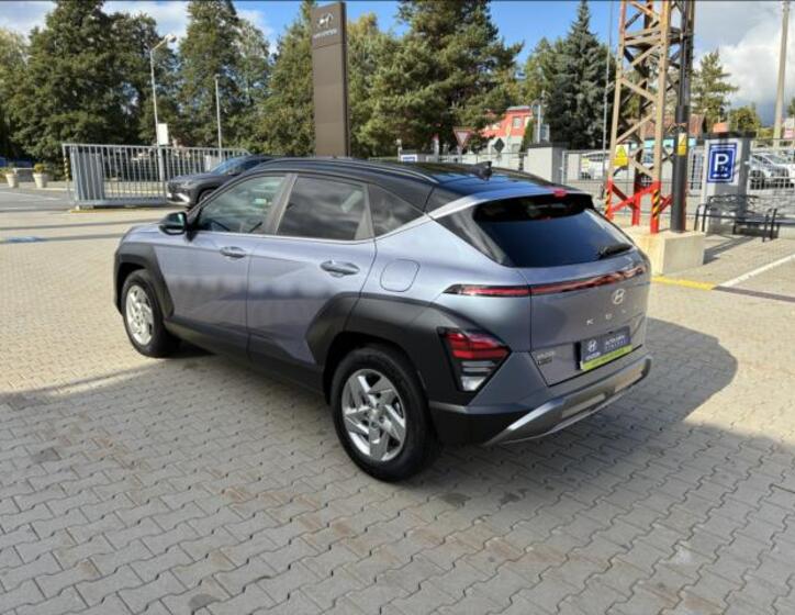 Hyundai Kona 5