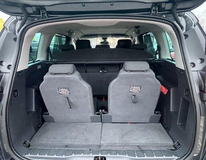 Peugeot 5008 MPV 1,6 l 88 kw