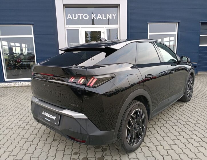 Peugeot 3008 SUV / Terénní 1,2 l 100 kw