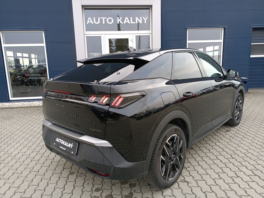 Peugeot 3008 SUV / Terénní 1,2 l 100 kw