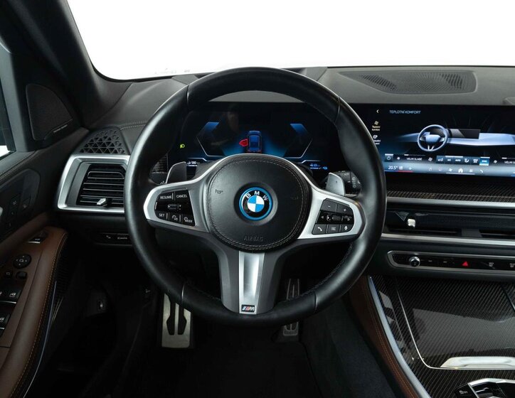 BMW X5 SUV / Terénní 3,0 l 360 kw