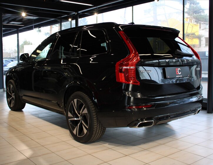 Volvo XC90 SUV / Terénní 2,0 l 173 kw