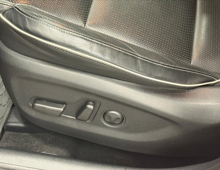 KIA Sportage SUV / Terénní 2,0 l 136 kw