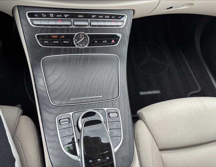 Mercedes-Benz Třídy E Kombi 2,0 l 143 kw