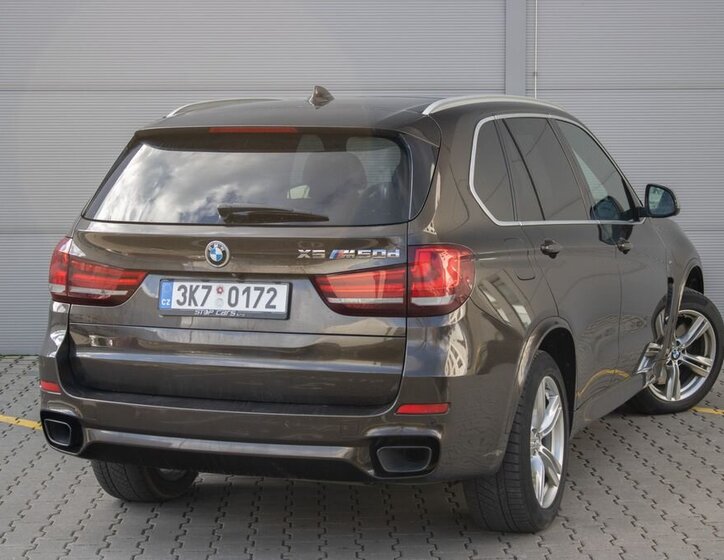 BMW X5 SUV 3,0 l 280 kw