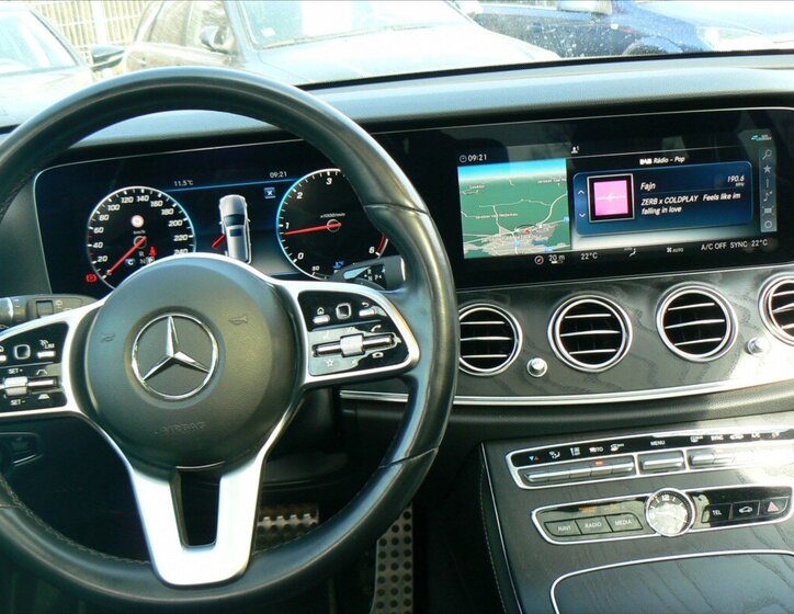 Mercedes-Benz Třídy E Kombi 2,0 l 143 kw