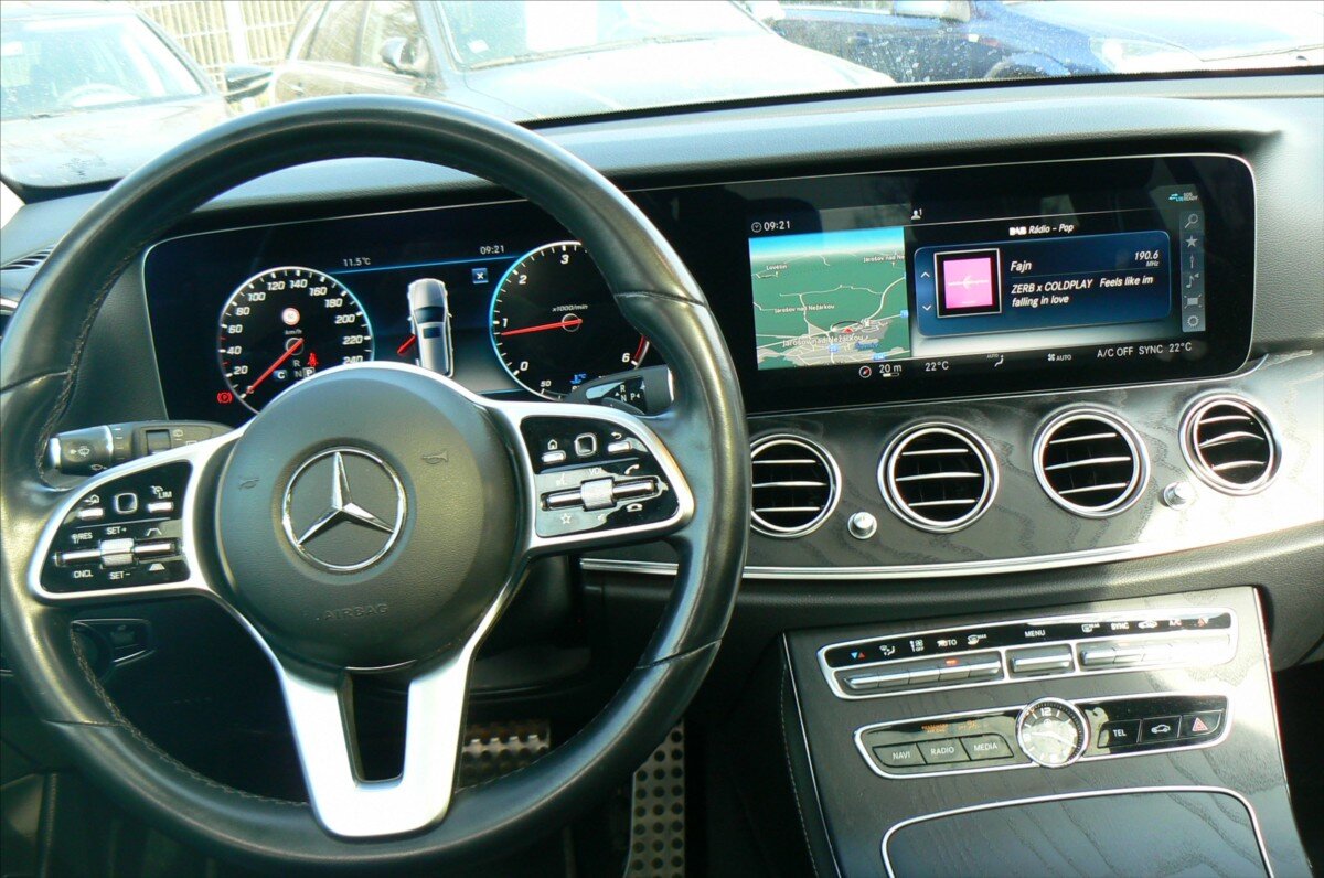 Mercedes-Benz Třídy E Kombi 2,0 l 143 kw