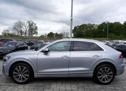Audi Q8 SUV / Terénní 3,0 l 250 kw