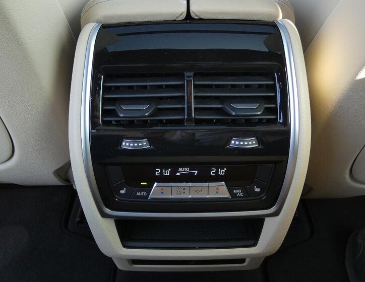 BMW X5 SUV / Terénní 3,0 l 245 kw