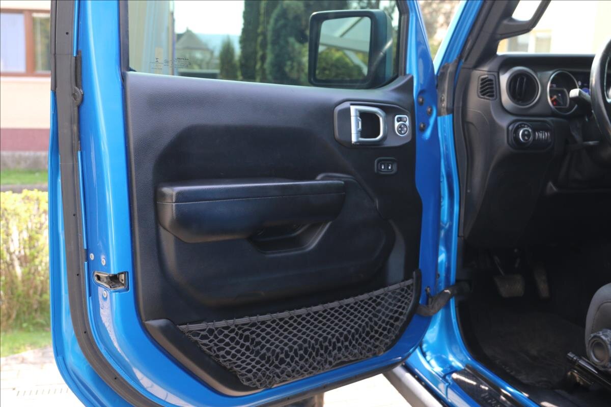 Jeep Gladiator Pick-up 3,7 l 210 kw