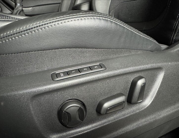 Škoda Kodiaq SUV / Terénní 1,5 l 110 kw