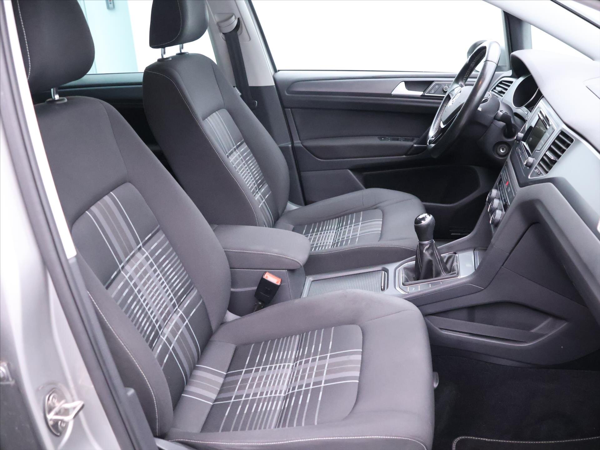 Volkswagen Golf Sportsvan MPV 1,2 l 63 kw