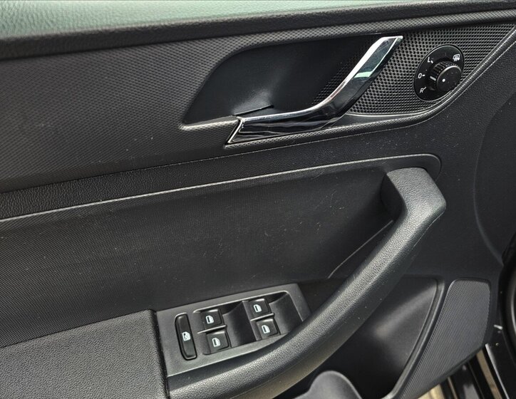 Škoda Rapid Hatchback 1,2 l 77 kw