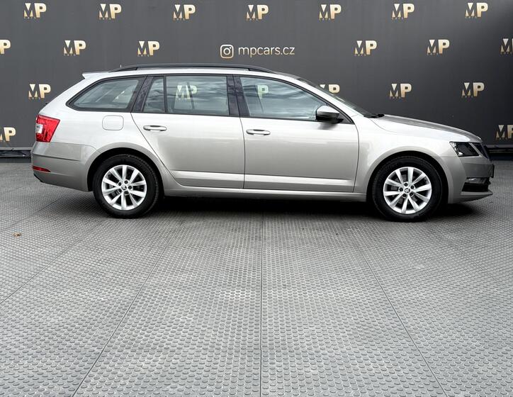 Škoda Octavia 9