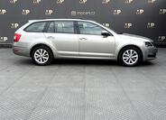 Škoda Octavia 9