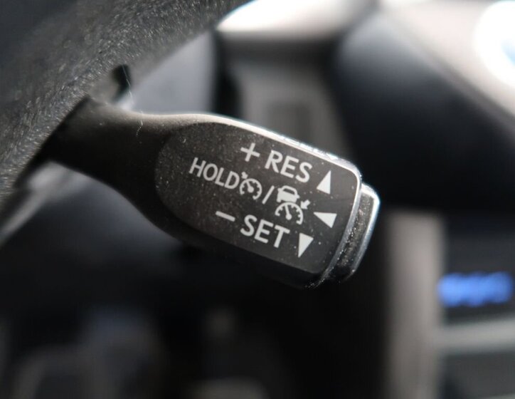 Toyota RAV4 SUV / Terénní 2,5 l 114 kw