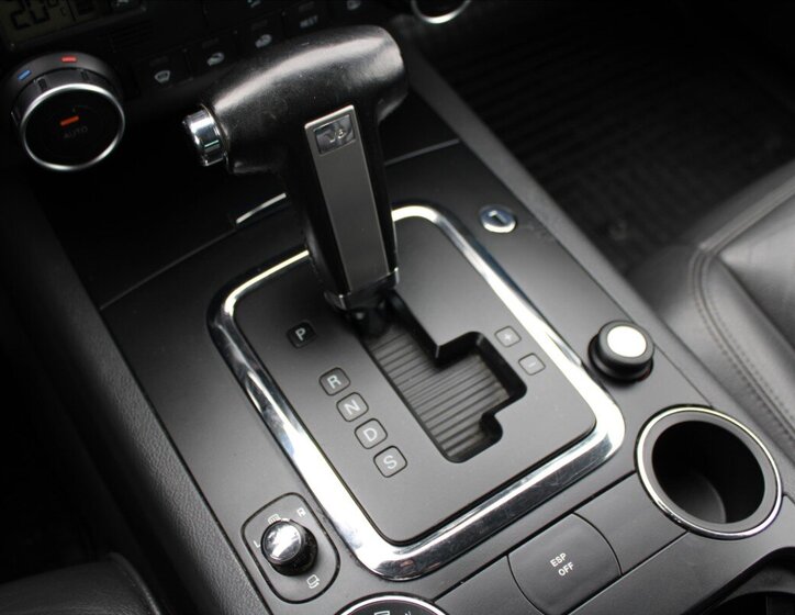 Volkswagen Touareg SUV / Terénní 3,0 l 165 kw