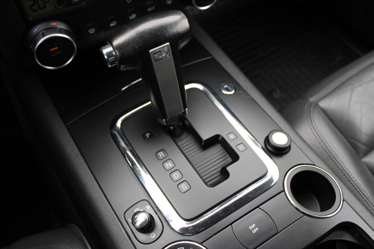 Volkswagen Touareg SUV / Terénní 3,0 l 165 kw