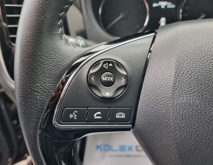 Mitsubishi Outlander SUV 2,0 l 110 kw