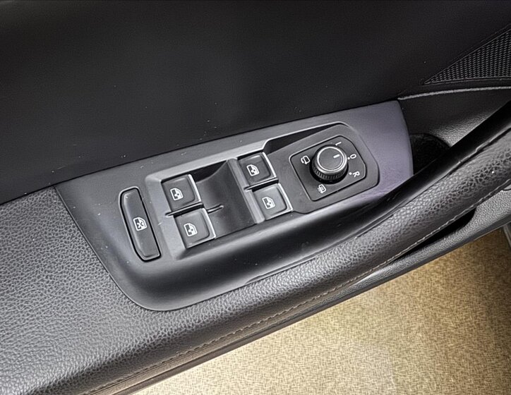 Volkswagen Passat Kombi 2,0 l 110 kw