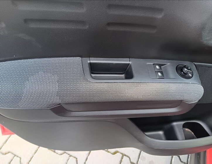 Citroën C3 Aircross SUV / Terénní 1,2 l 61 kw