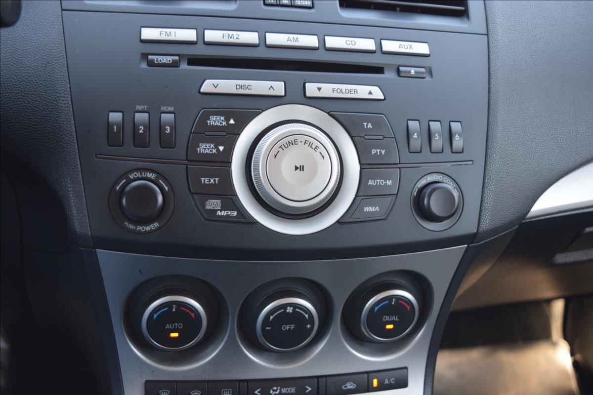 Mazda 3 Hatchback 1,6 l 77 kw