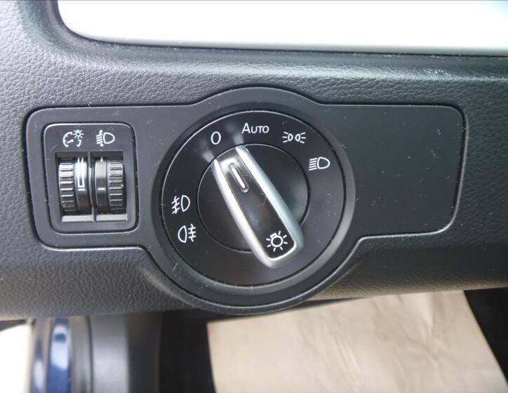 Volkswagen Passat 11