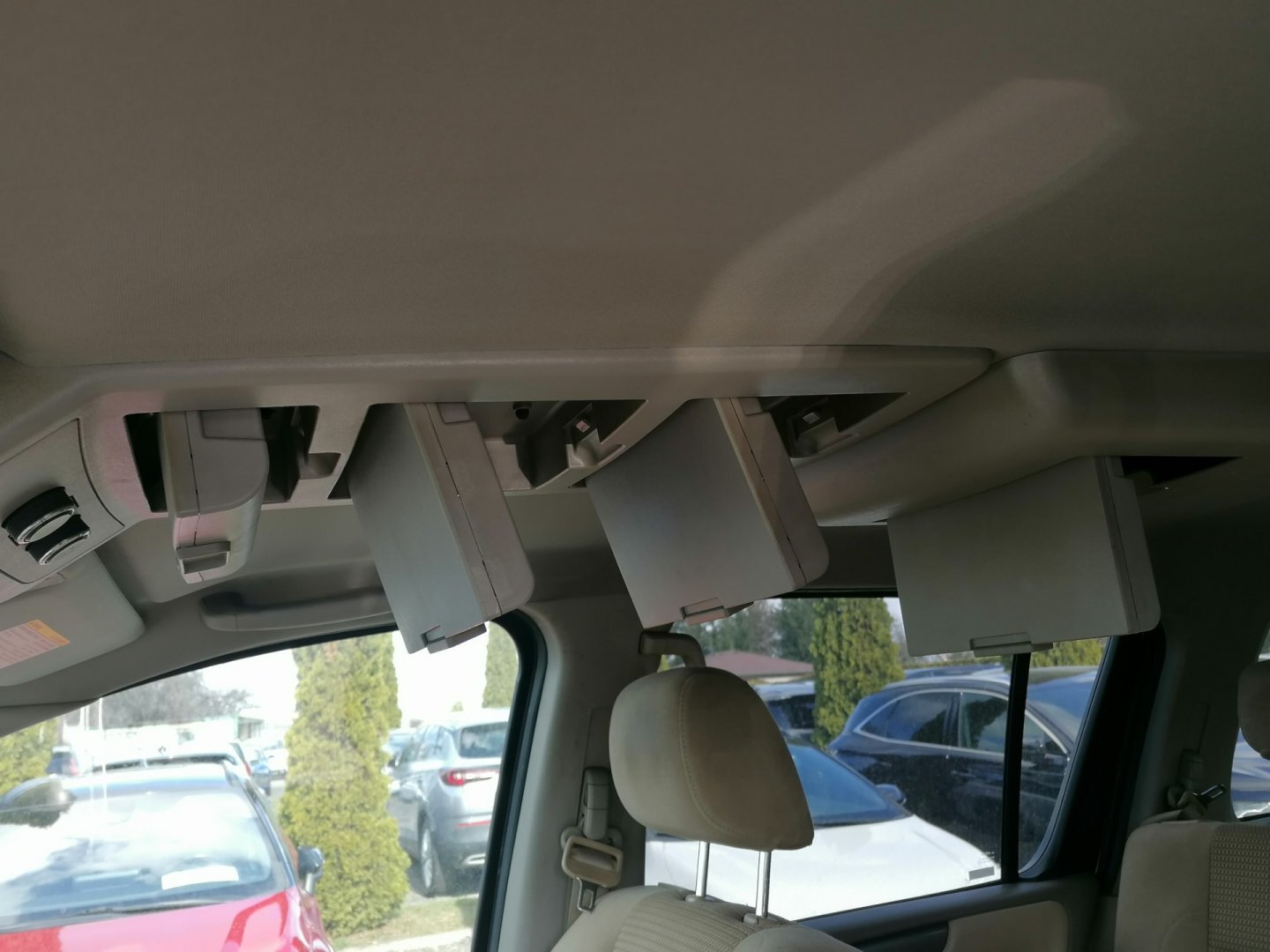 Nissan Armada SUV / Terénní 5,6 l 233 kw